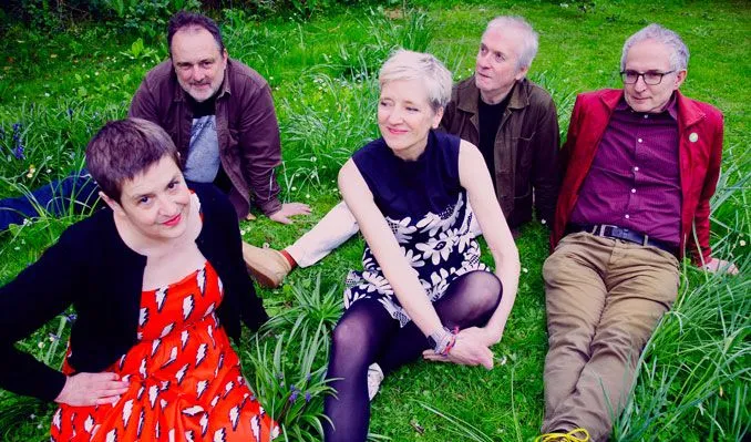 Image Heavenly Swansea Sound, Jeanines