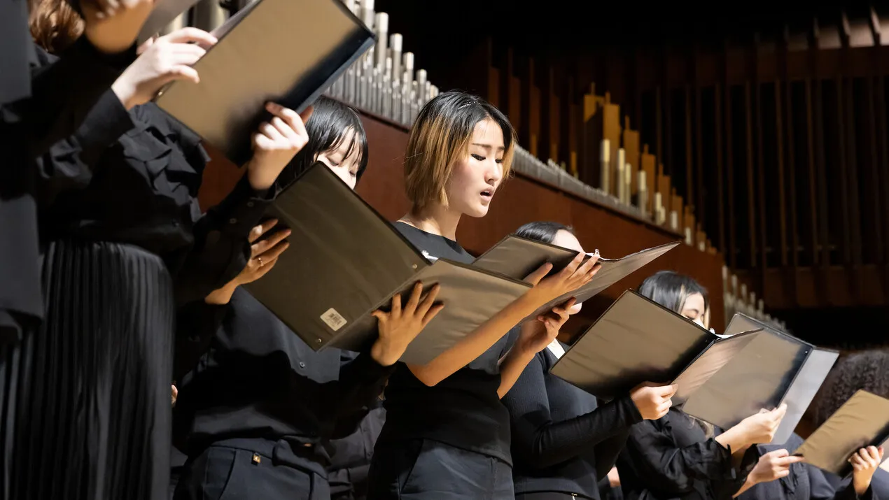 Image Pre-College High School Chorus