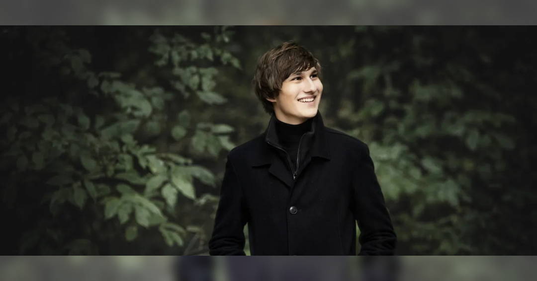 Aurel Dawidiuk | Dances and Marches by Strauss & Brahms