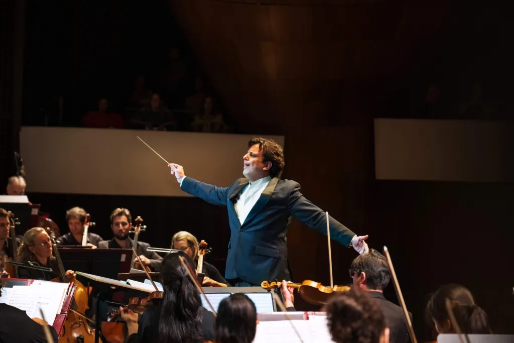 Image Gomez & Brahms