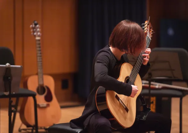 Guitar Chamber Music