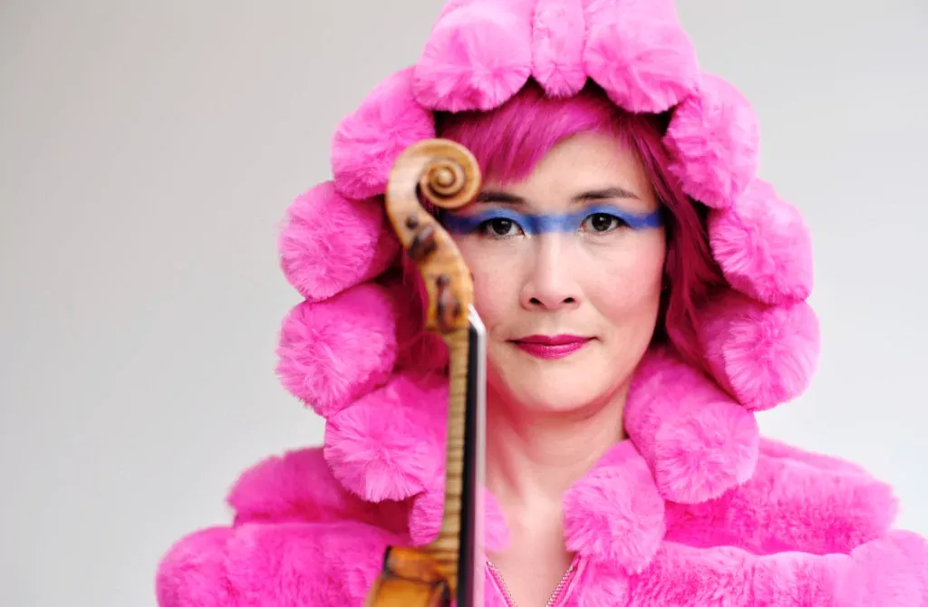 Image Muñoz Conducts Schumann & Barber
