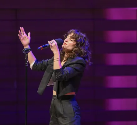 Image Dragonette with Tiny Sun