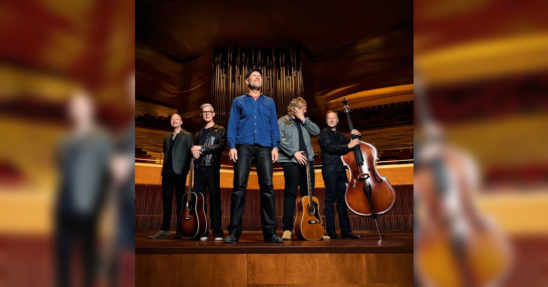 Image Corridors of Power