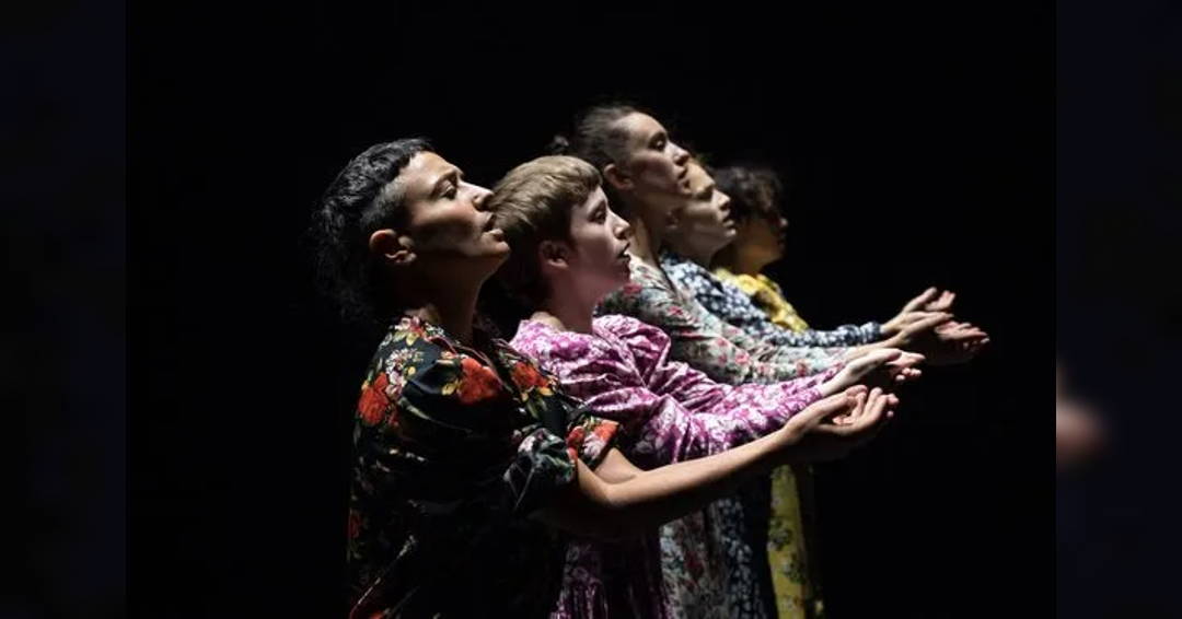 Identity Pode Ser / Maldoned