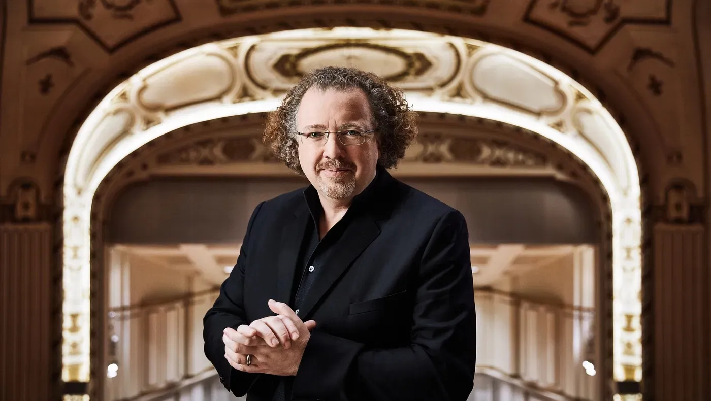 Image Czech Philharmonic • Stéphane Denève