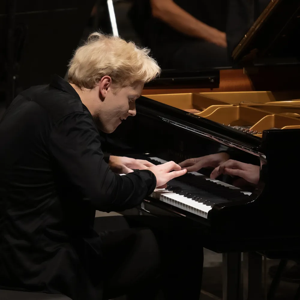 Image Alexander Malofeev