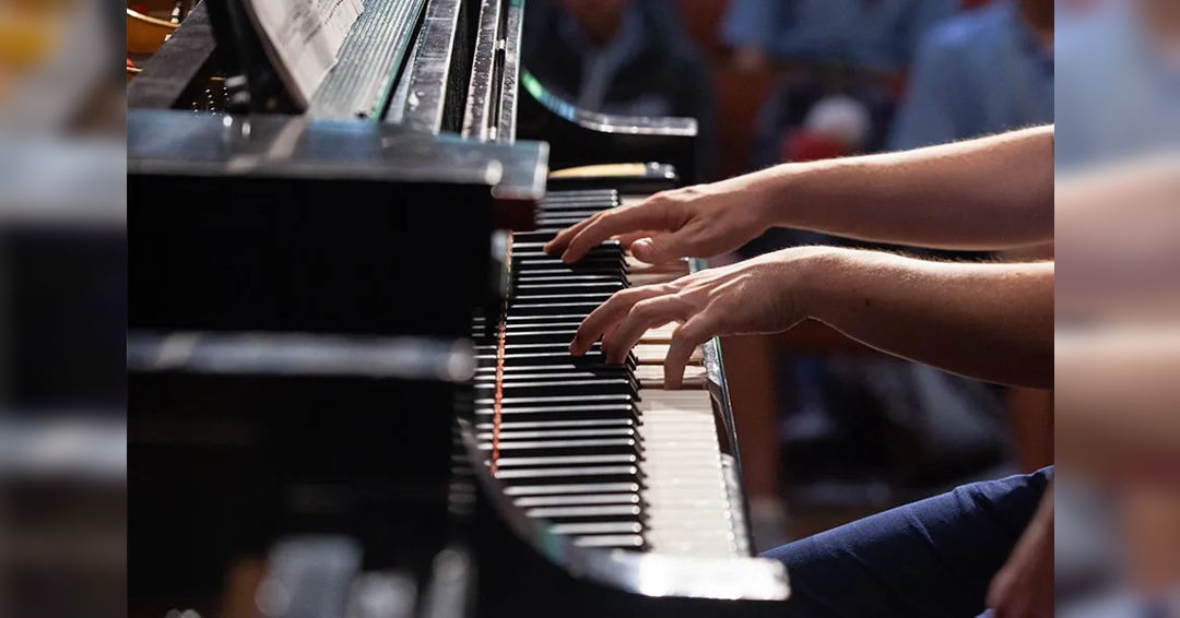 Image High School Piano Ensemble Recital
