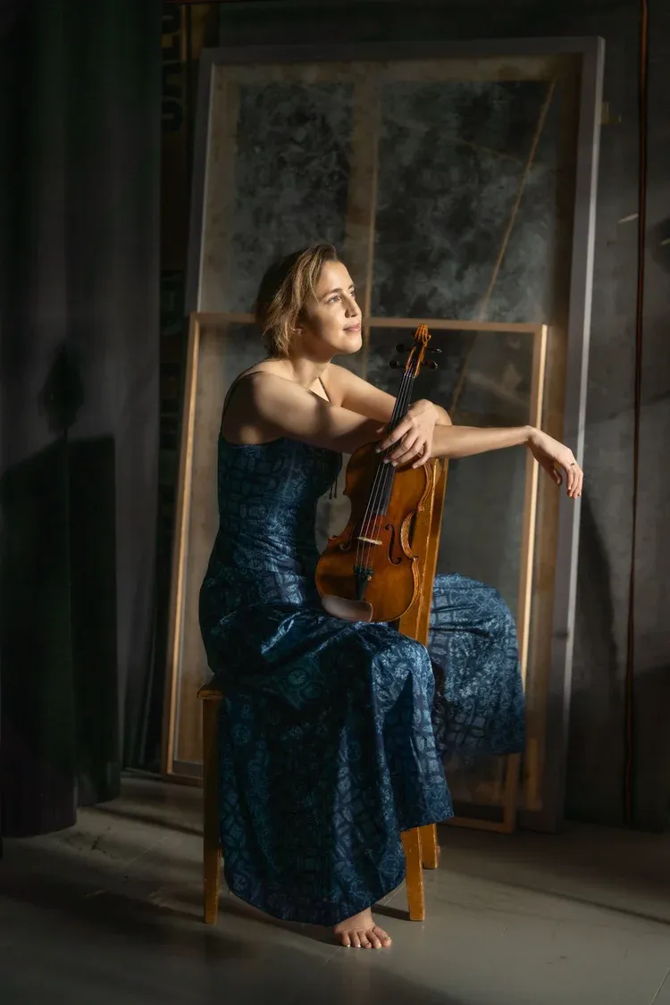 Image Strung Together