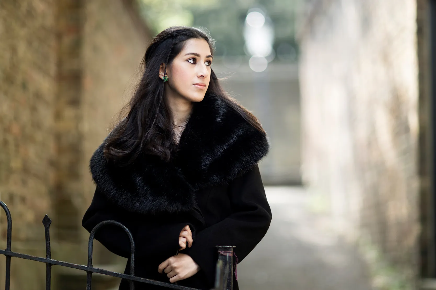 Mishka Rushdie Momen, piano