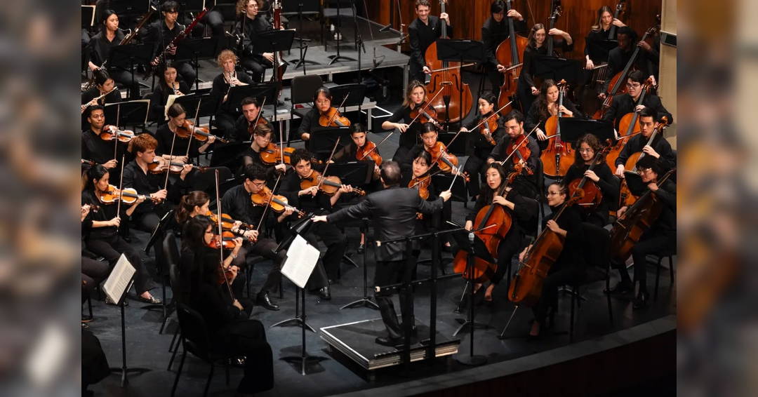 OPUS130 conducted by David Chan featuring Daria Podorozhnova, piano