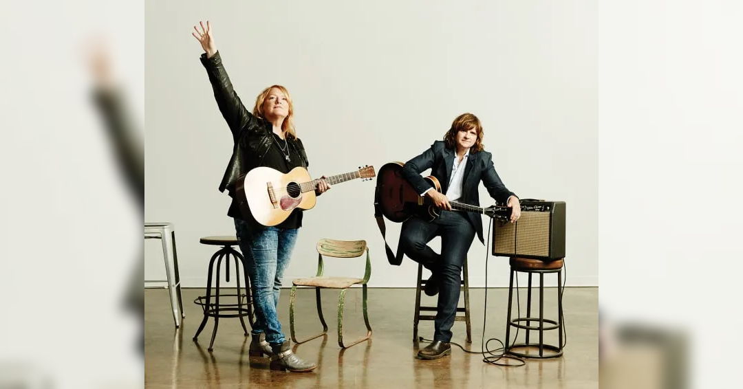 Image Indigo Girls