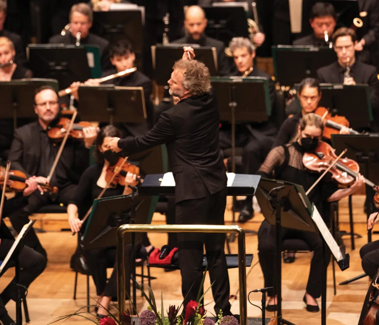 Image Søndergård Conducts Stravinsky’s Firebird