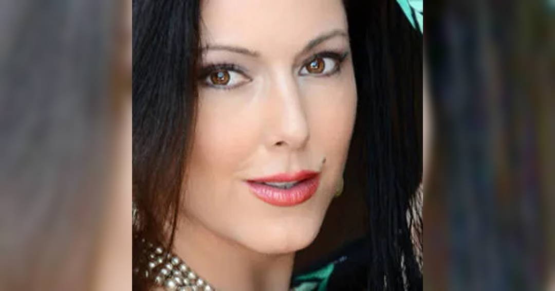 Camille Zamora – Love in Song