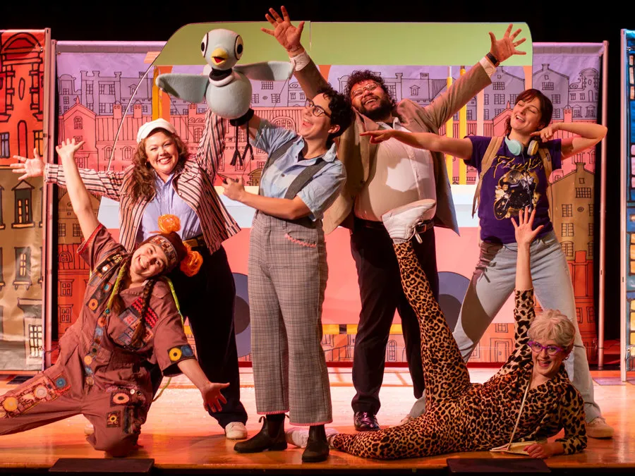 Image Don't Let the Pigeon Drive the Bus! The Musical!