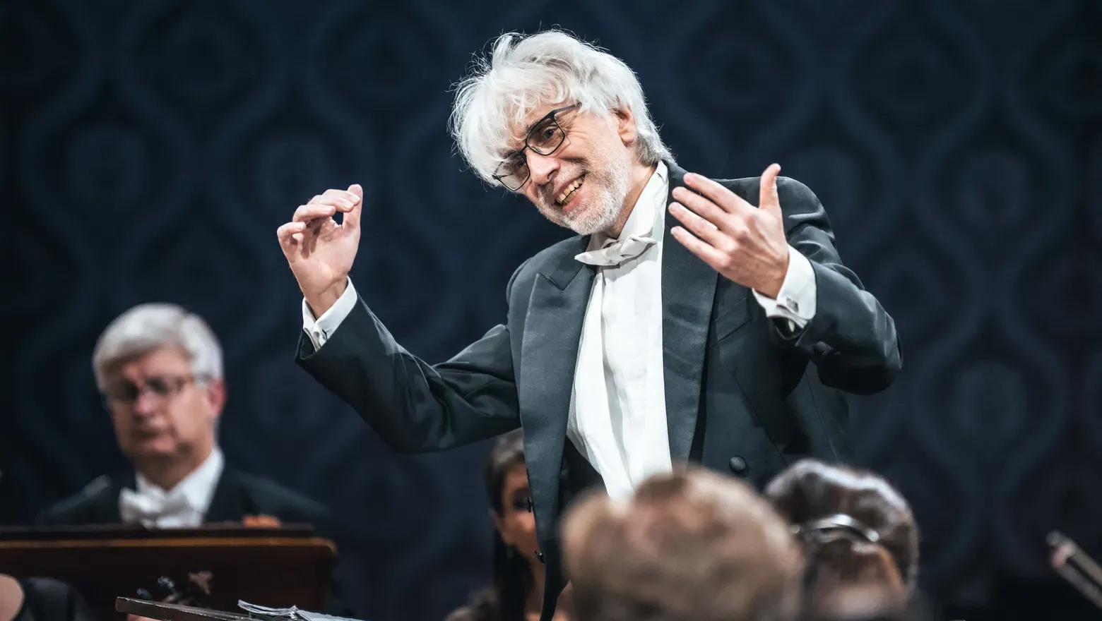 Czech Philharmonic • Giovanni Antonini