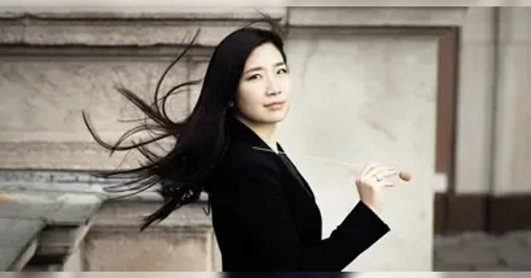 Image Eun Sun Kim & Dvorak's 8th.