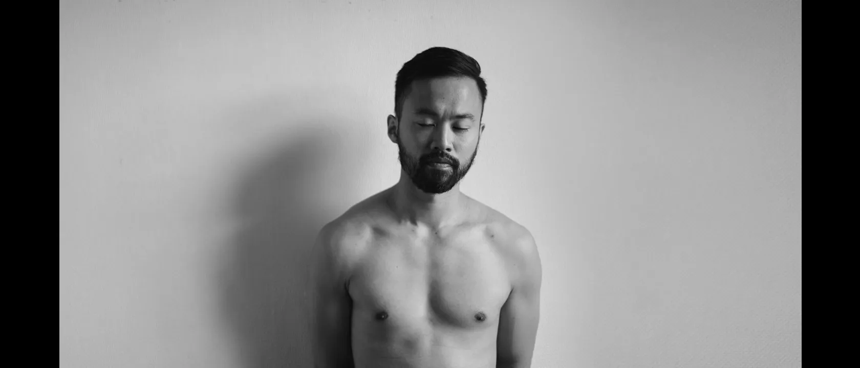 Image Love Tenderly – Dance performance by and with Tony Tran