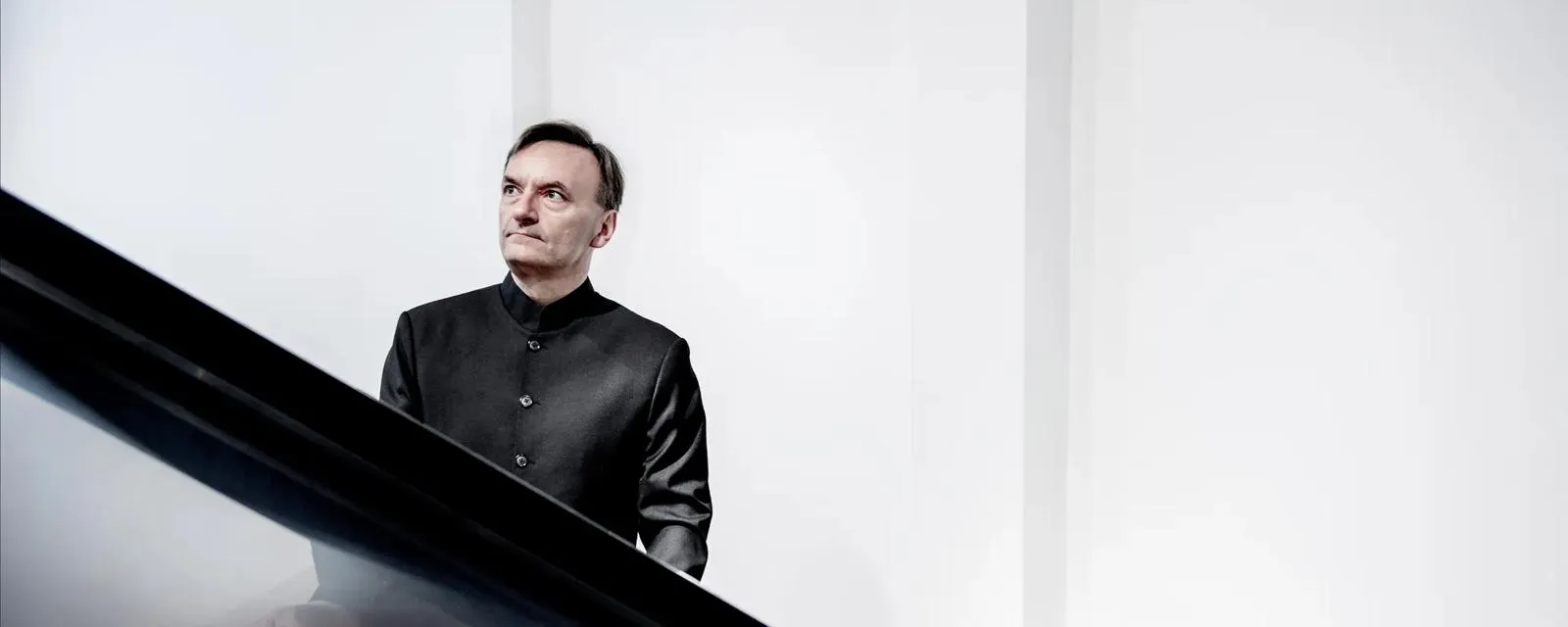 Image Stephen Hough & Viano Quartet