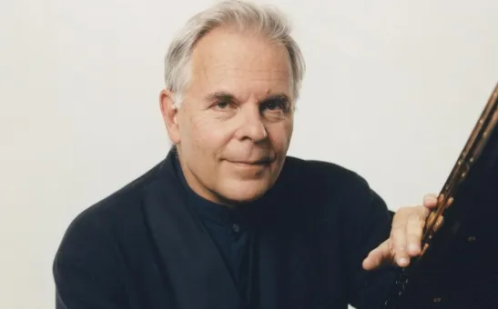 Pacific Symphony Plays Mozart With Stephen Kovacevich, Piano