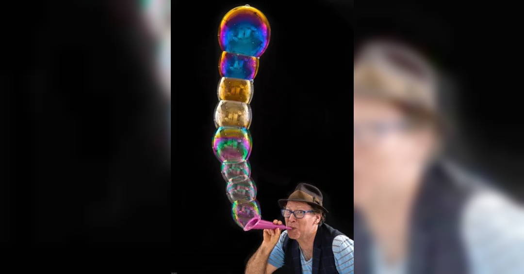 Image Amazing Bubble Man