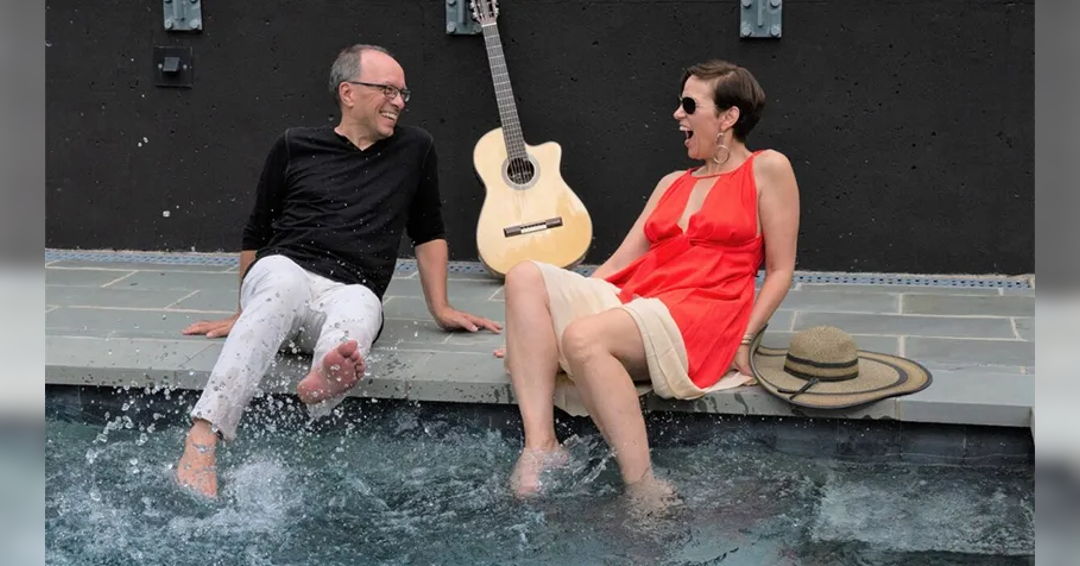 Image Veronneau's Blue Tapestry