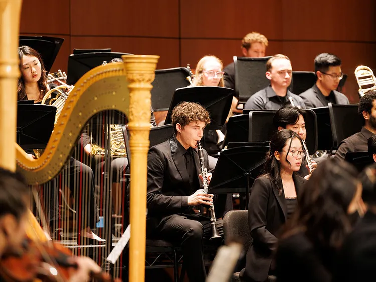 Image USC Thornton Winds