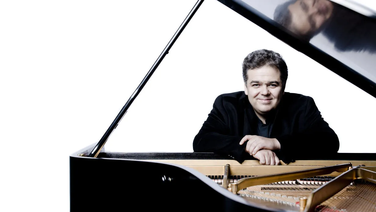 Arcadi Volodos in Recital