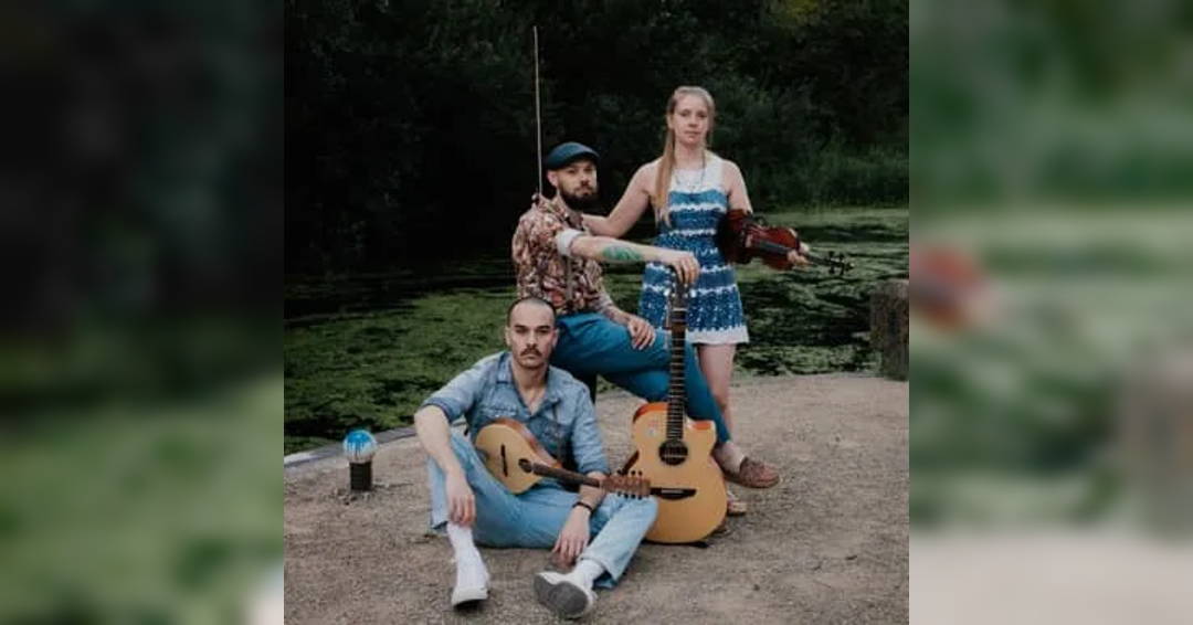 Dixon Sessions: The Grand Old Echo & MG Boulter