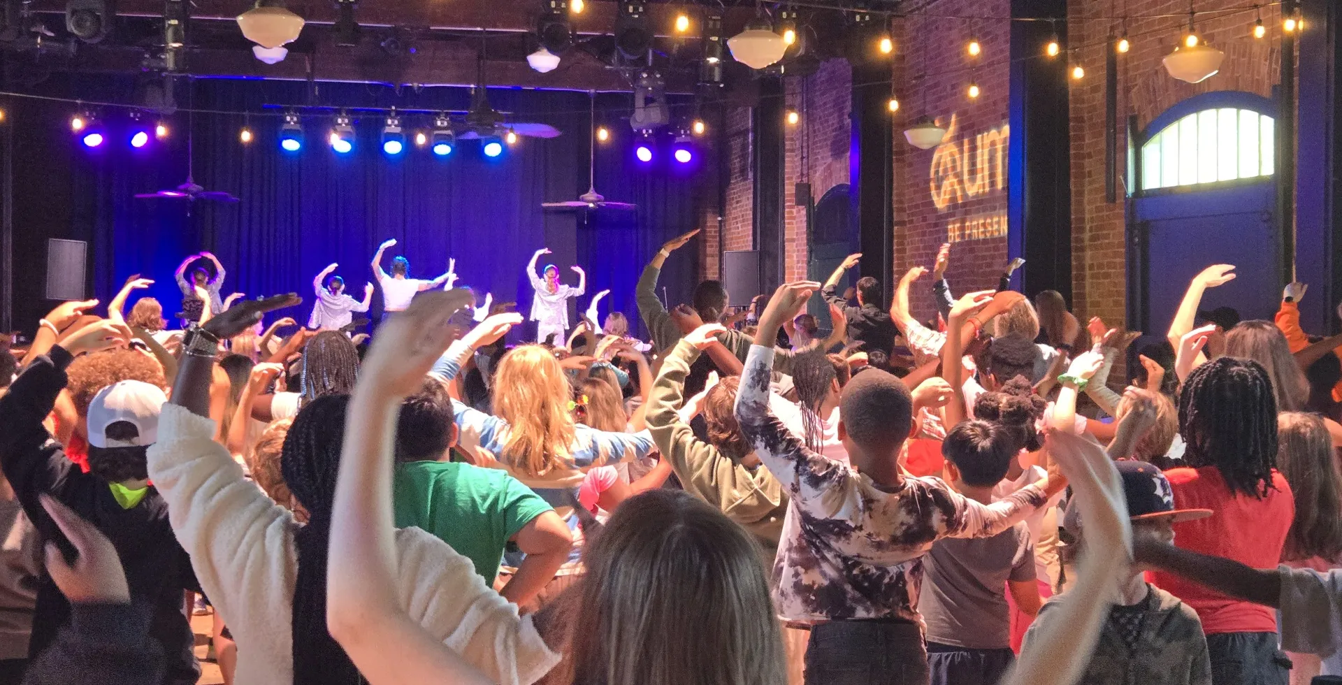 Image Threads of Rhythm: Arab Music and Dance