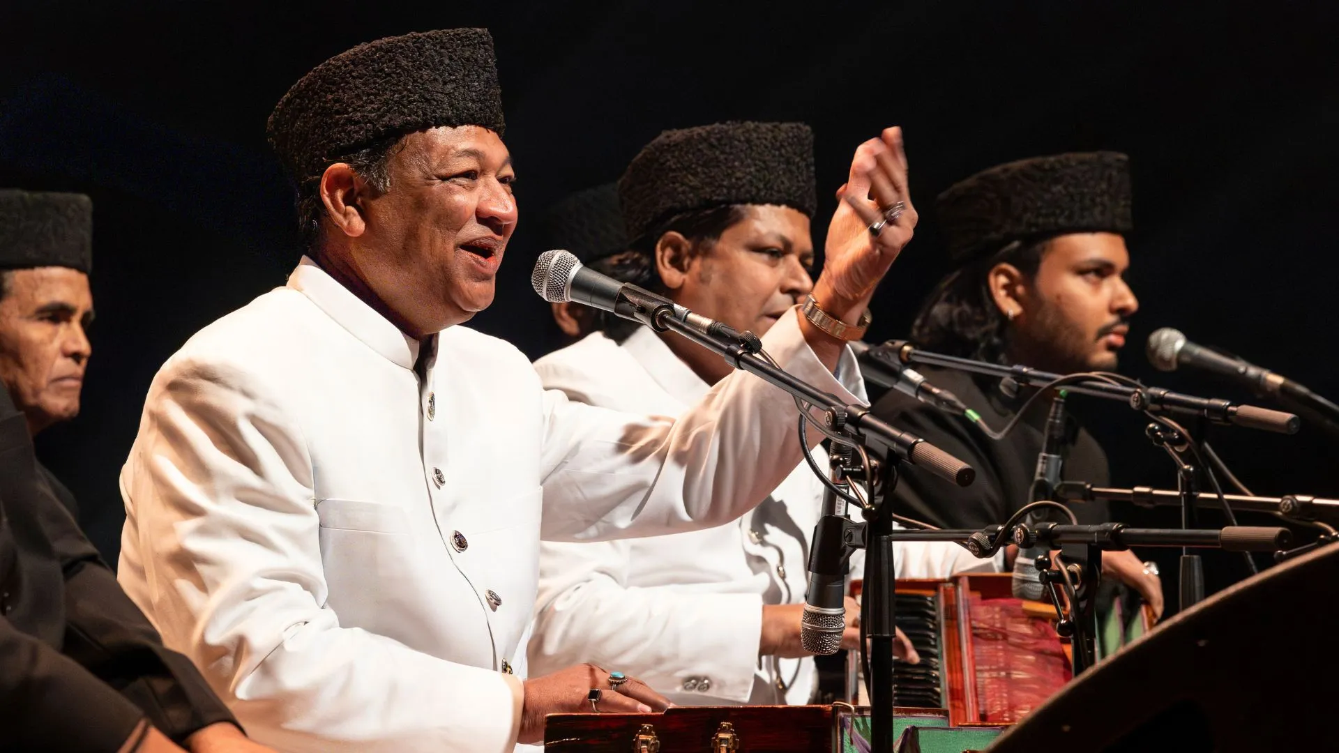 Image Mystic Voices Tradition & Qawwals Warsi Brothers