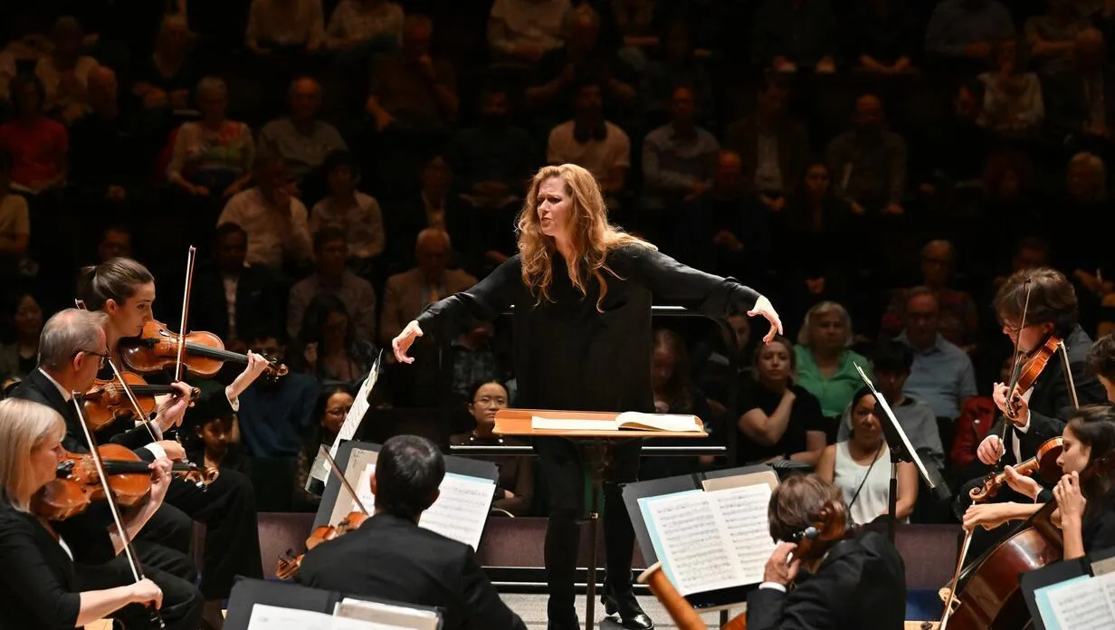 Image London Symphony Orchestra/Barbara Hannigan