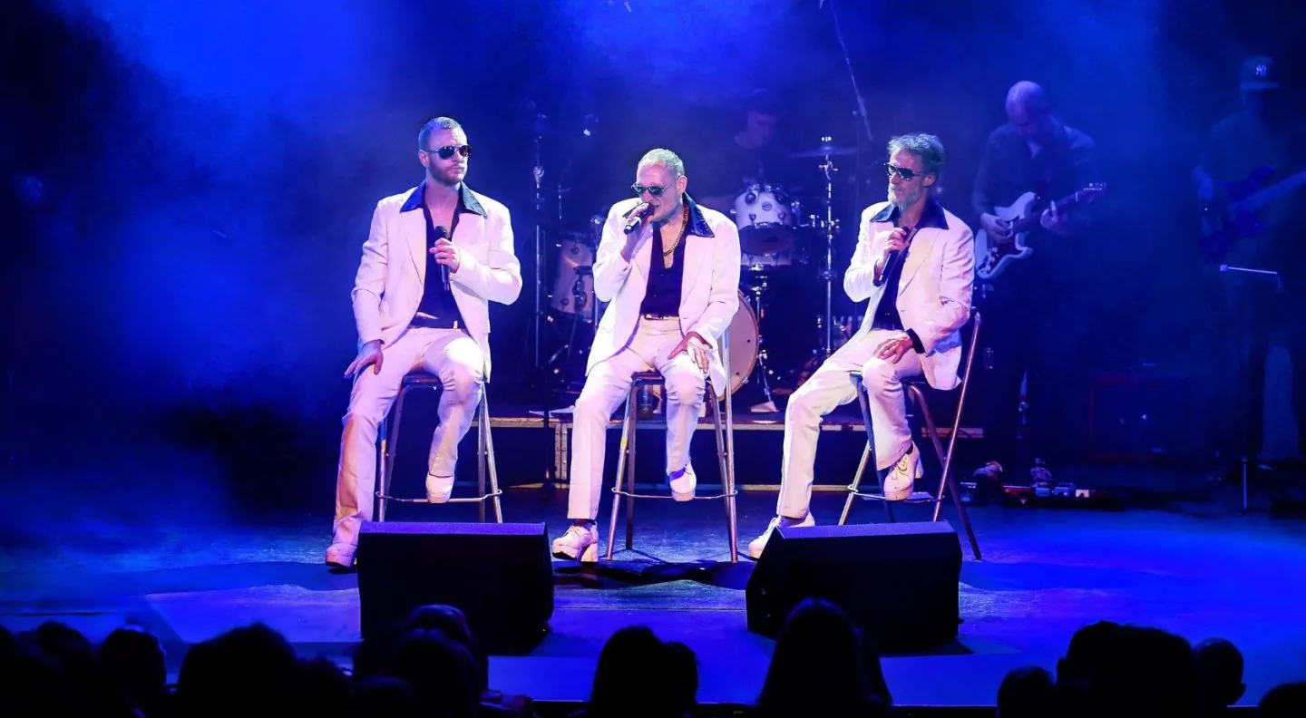 Image The Magic of the Bee Gees