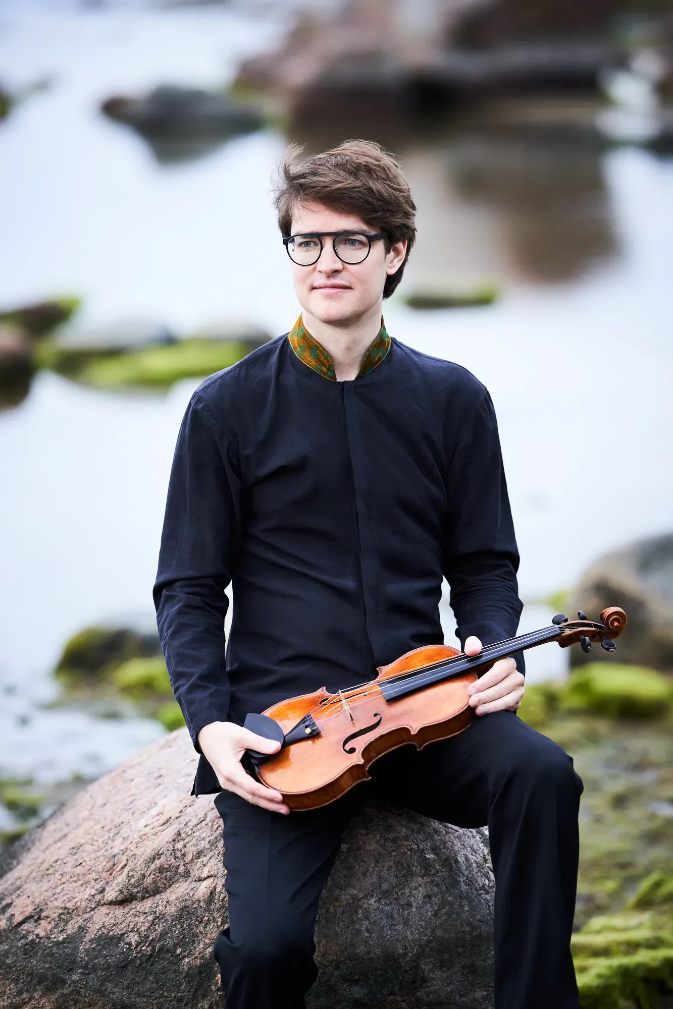 Image Hugo Ticciati violin; Pierre-Laurent Aimard piano