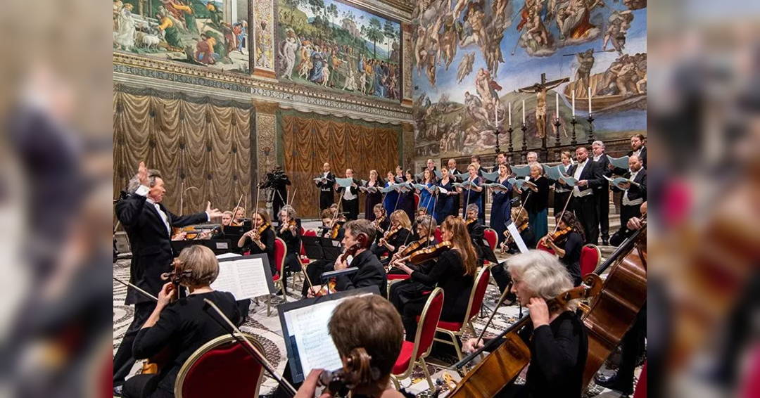 Image The Sixteen with Britten Sinfonia