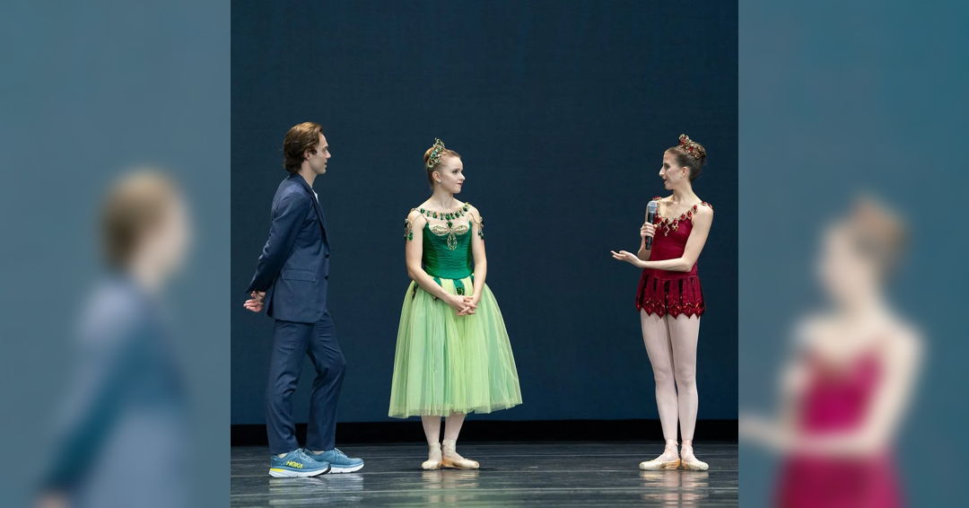 Image NYCB On and Off Stage