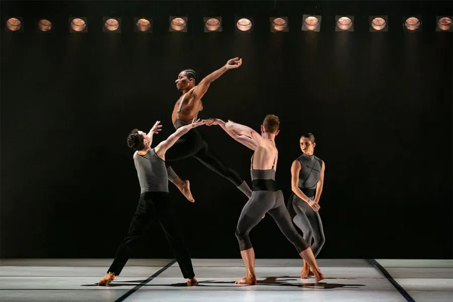 Image Paul Taylor Dance Company with Live Orchestra
