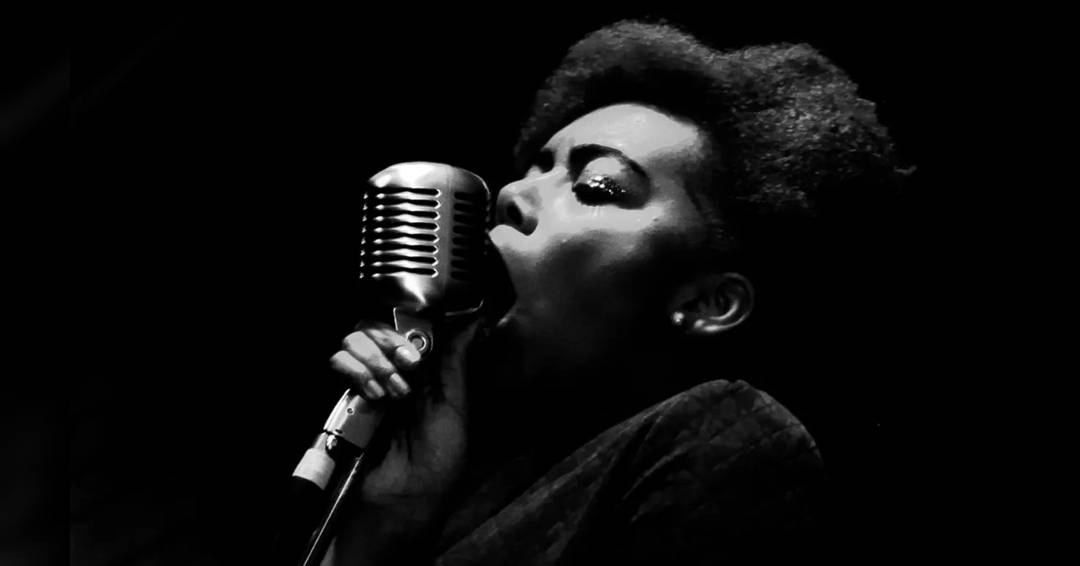 Amber Sings Ella
