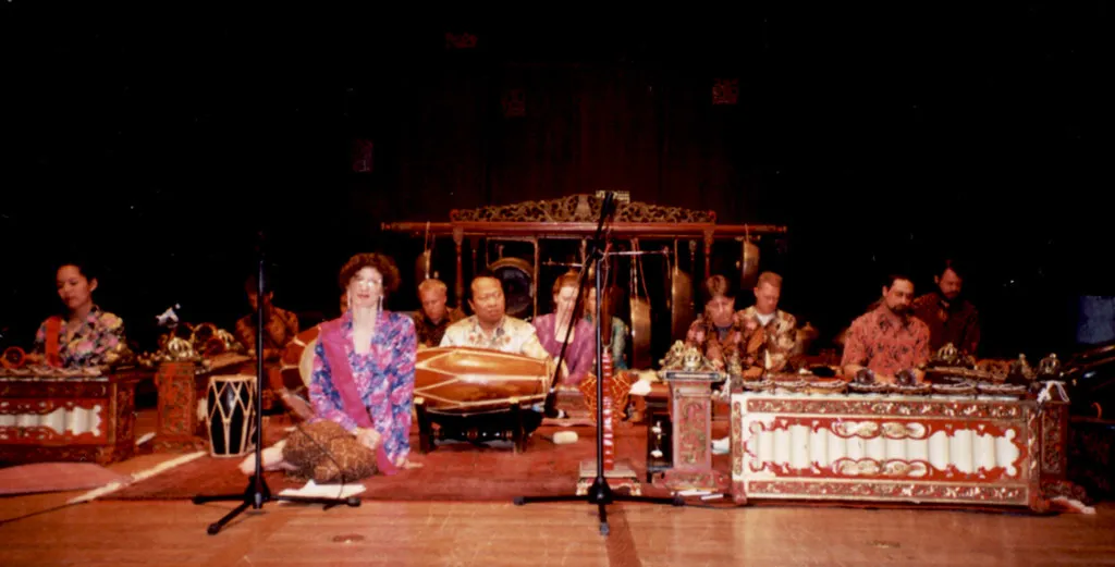 Image Gamelan Sari Raras