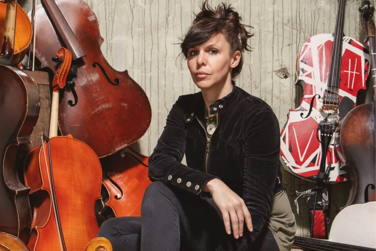 Image Helen Gillet: ReBelle Musique