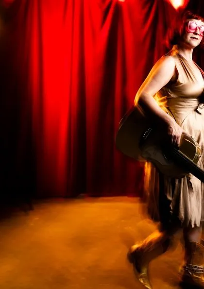 Image Carter Sampson