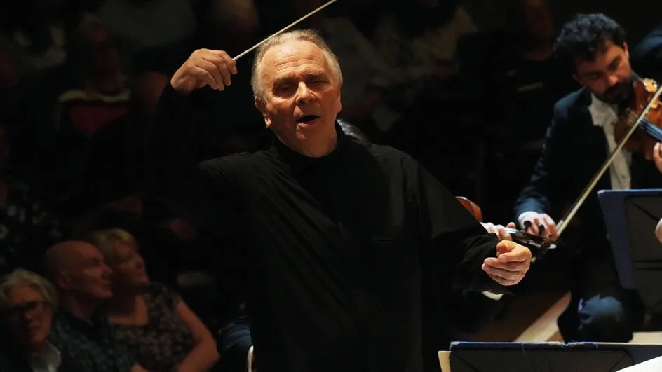 Image The Hallé – Elder conducts Dvořák