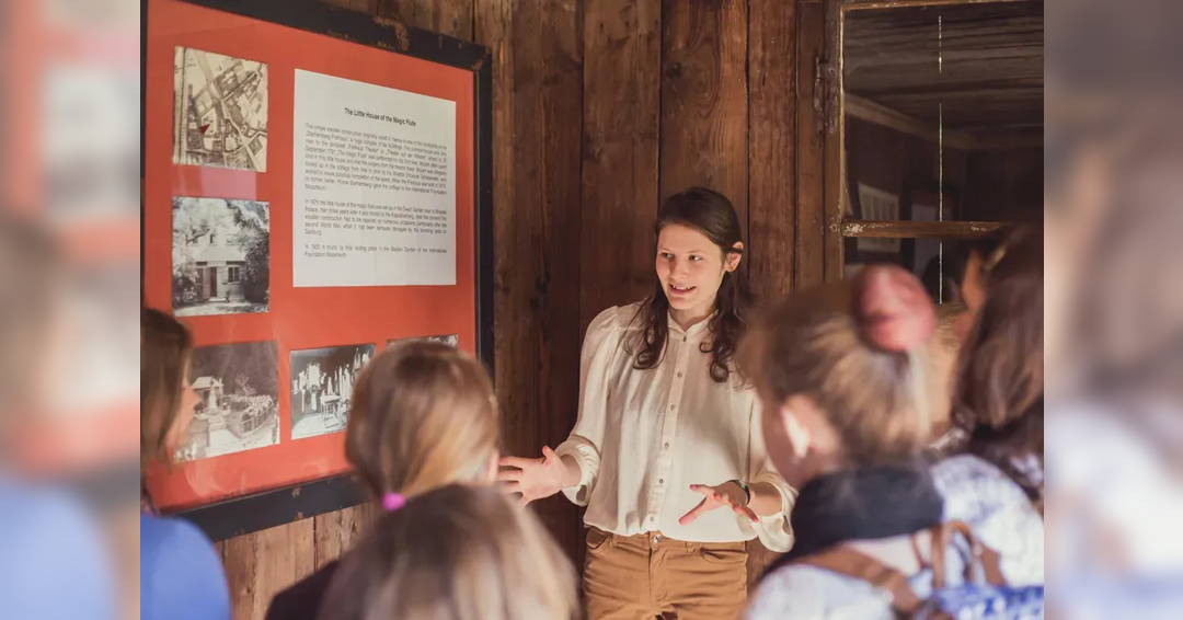 Image Family tour: Mozart's piano and the Magic Flute