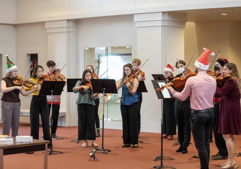 Image Viola Holiday Concert