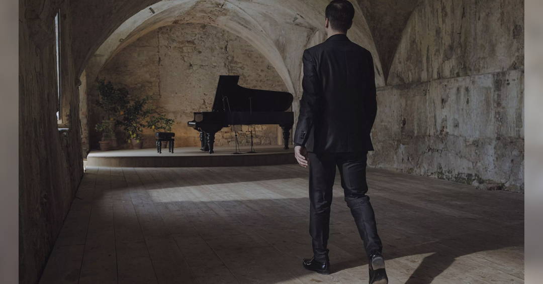 Image Grand Tour of the National