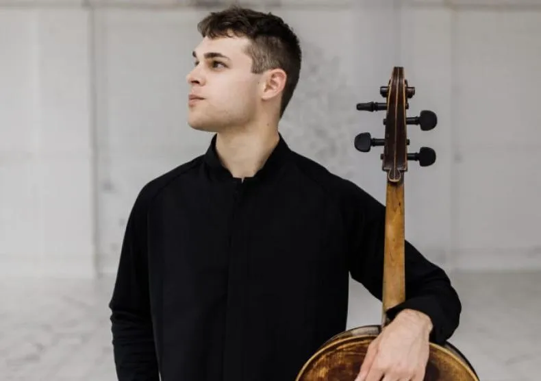 Image Samuel Sykes, Cello