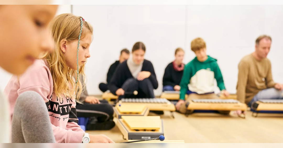 Image Workshop: Kosmos Minimal Music