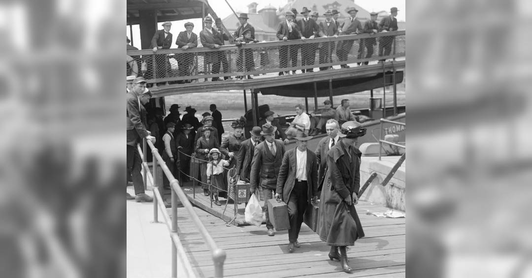 Image Ellis Island: The Dream of America