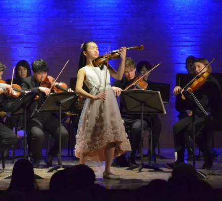 Image Taylor Academy: The Stars of Tomorrow