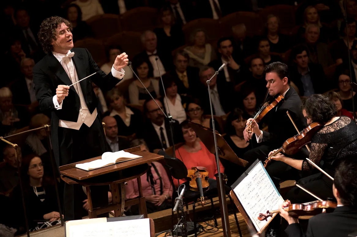 Image Czech Philharmonic, Robin Ticciati, Vilde Frang